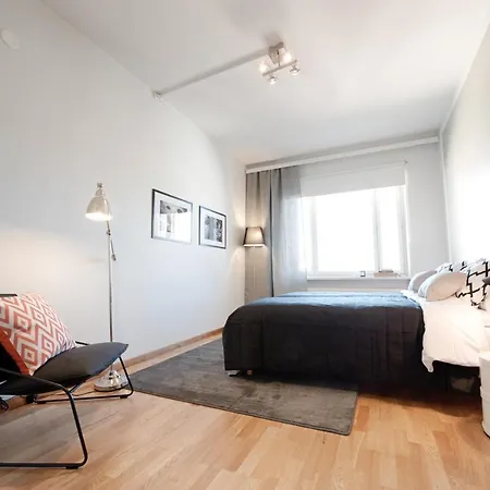 Forenom Serviced Albertinkatu Hotel *