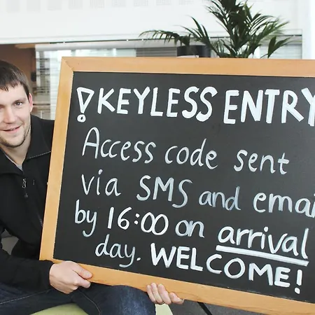 Forenom Serviced Albertinkatu Hotel *